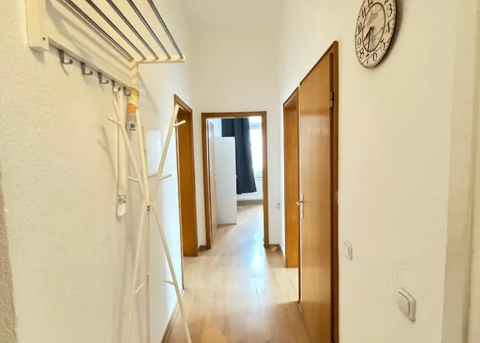 Downtown Monteurs Ferienunterkunft וופרטל