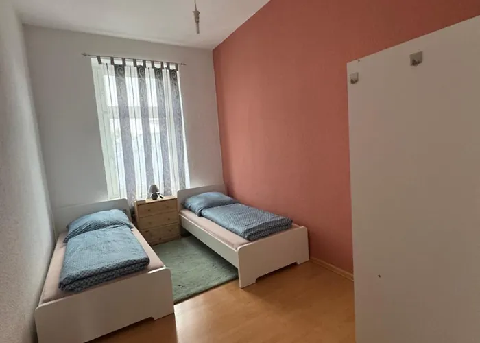 Downtown Monteurs Ferienunterkunft דירה *